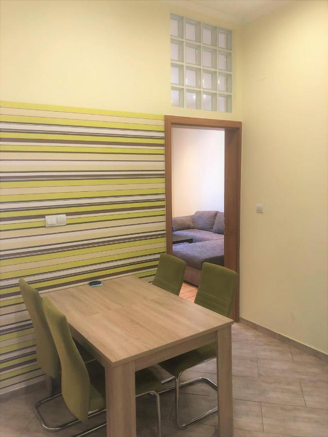 Corvin Square Apartment Budapest Extérieur photo